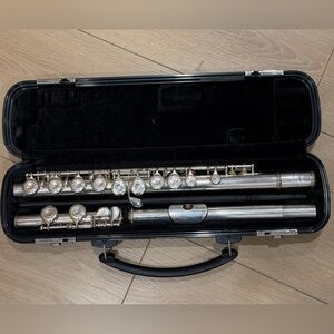 Yamaha  Armstrong Model 200AD Foot Open-Hole Flute In Case